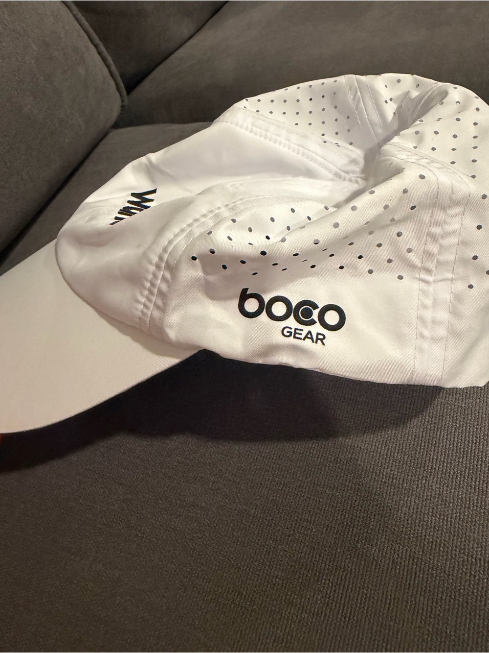 Wahoo White Performance Running Cap - Picture 3 of 5